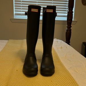 NWOOB - Womens Hunter All Weather boots
